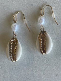 Seashell & Pearl Dangle Gold Fishhook Earrings