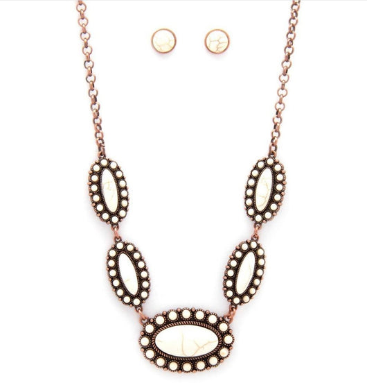 Western Crackled Cream & Copper Concha Necklace and EarringSet