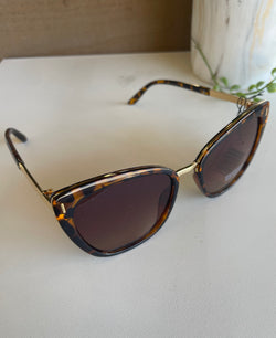 Retro Cateye Tortoise & Gold Sunglasses