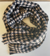 Black & Cream Houndstooth Soft Rectangle Scarf w/Frayed Edge