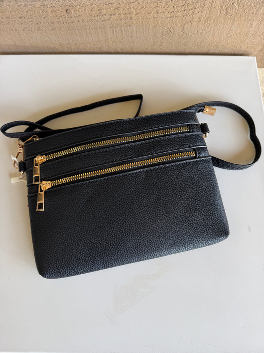 Wunderland Black Crossbody Purse w/Zipper Pockets