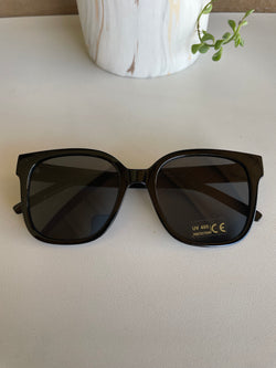 Pacific Beach Black Sunglasses w/UV400 Protection