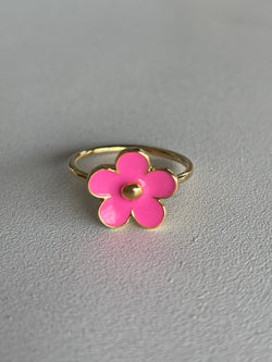 Pink Daisy Flower & Gold Ring