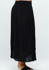 Black Textured Plus Size Midi Skirt with Smocked Waistband & Round Hem