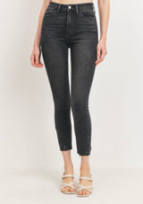High Rise Skinny w/Distressed Hem Washed Black Just USA Jeans